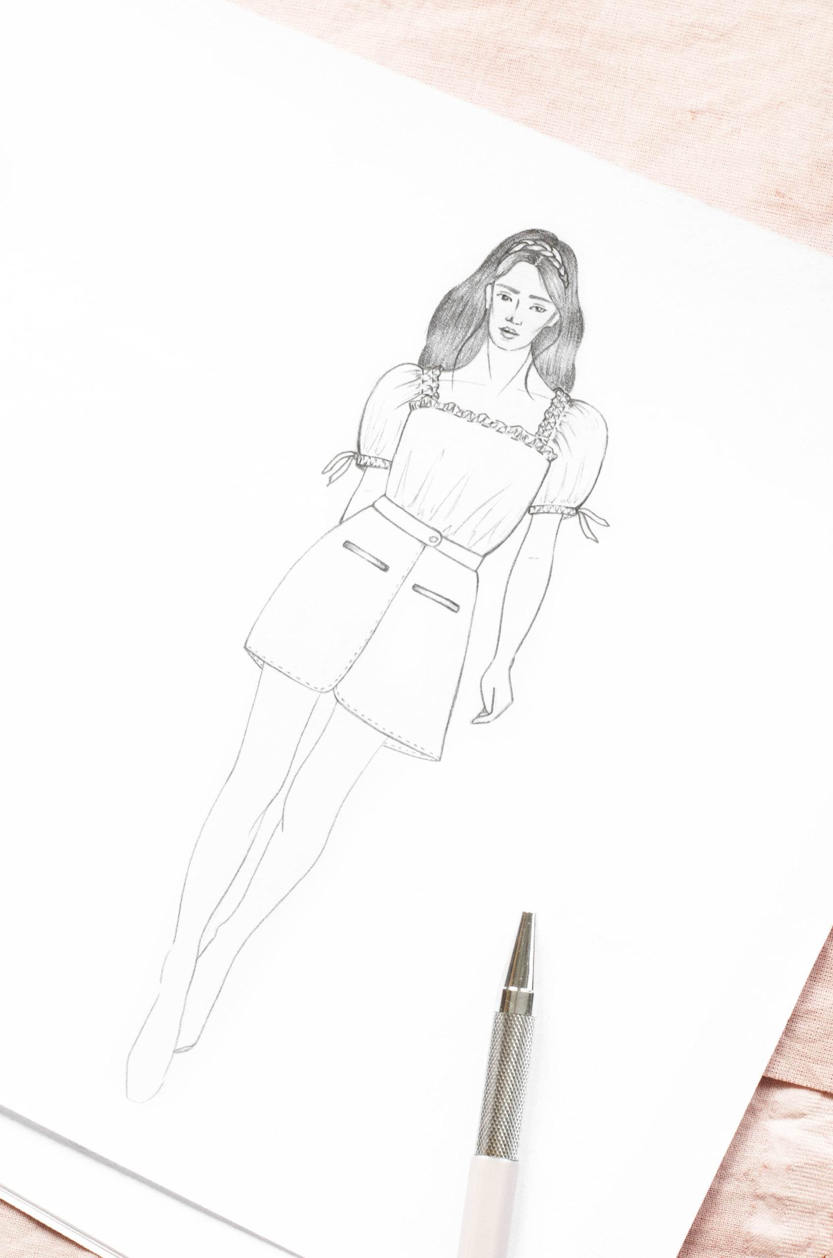 Comment trouver son propre style de croquis de mode ?